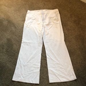 Gap “Perfect Khaki” White Size 16